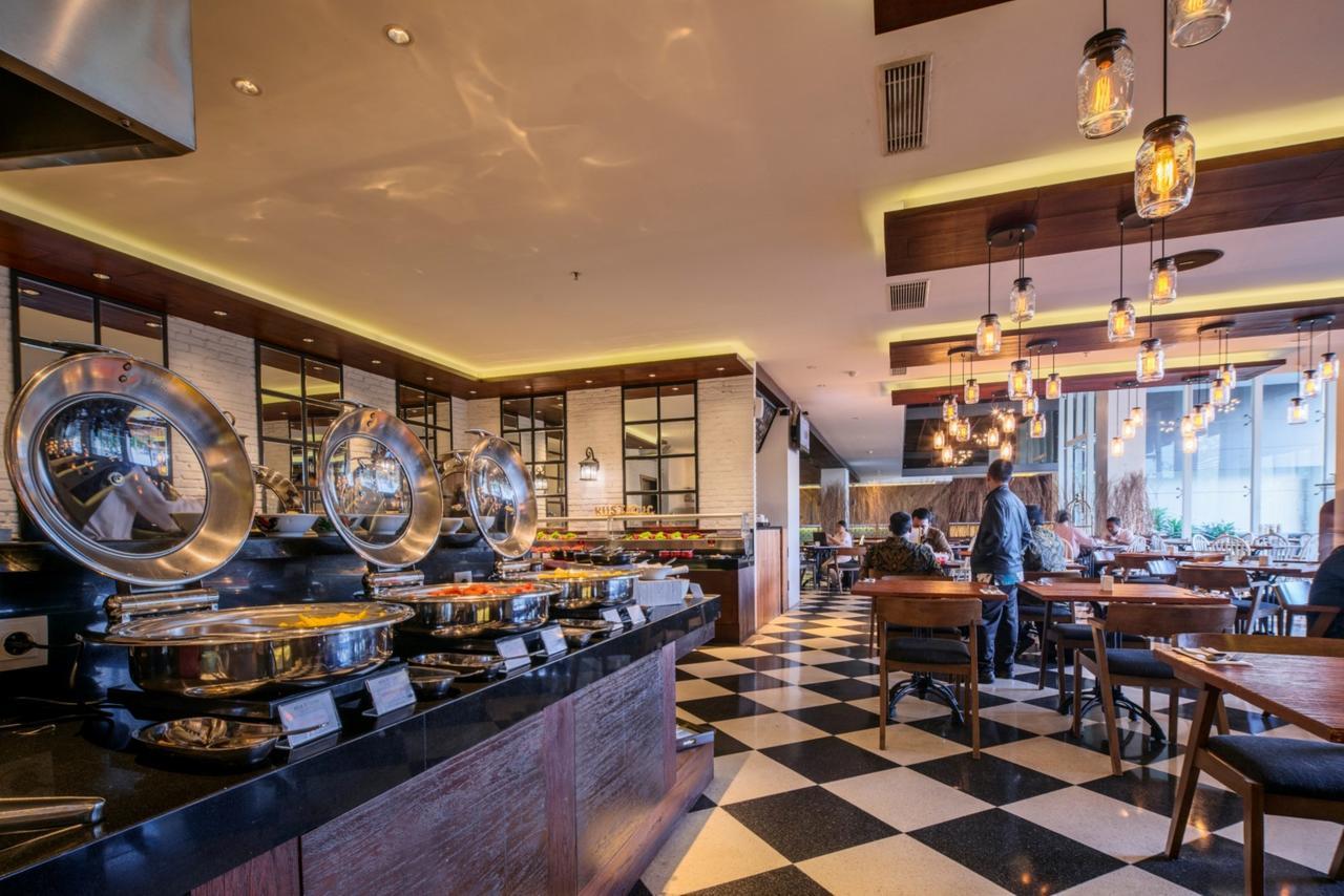 Luminor Hotel Jemursari By Wh With The Best Breakfast In Town And Located Near Surabaya Industrial Estate Rungkut Sier Екстер'єр фото
